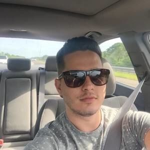 Meet your Posher, Raul